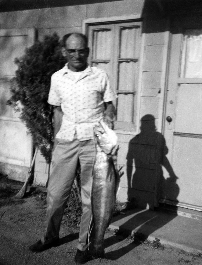ManFishShadow150